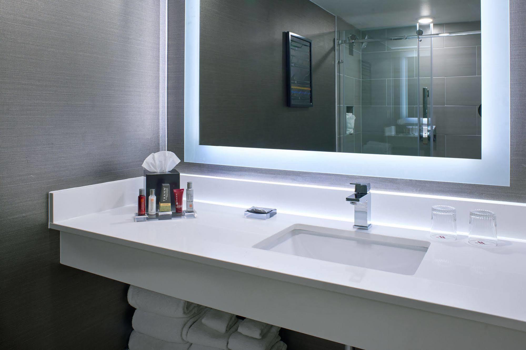 Готель Marriott Columbus Osu Екстер'єр фото